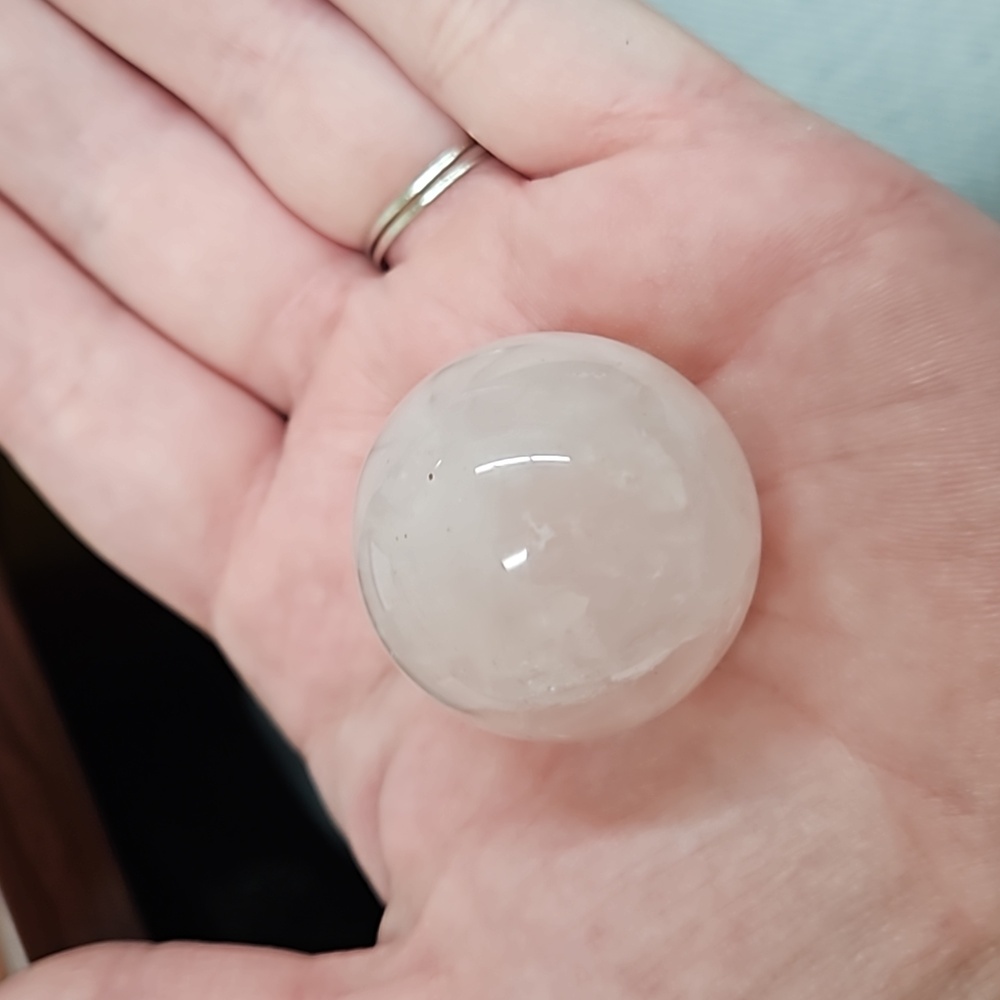 1 inch rose quartz sphere